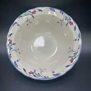 Epoch Berry Grove Large Serving Bowl 9" Diameter Stoneware Floral Leaves Cottage